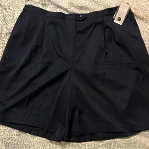 Navy blue Coral Bay Golf Plus pair of golf shorts, Size: 22W, NWT.